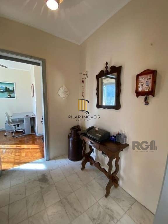 Casa de 2 dormitórios, bairro Vila Ipiranga