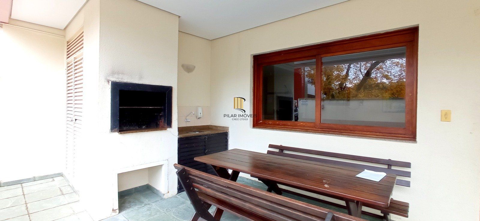 Apartamento com 2 quartos, 2 vagas e 57.37m²