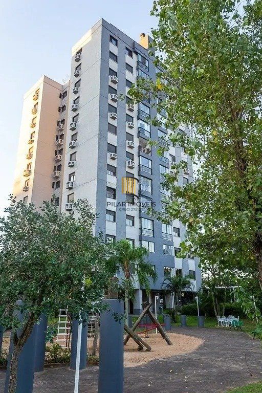 Apartamento com 3 dormitórios no bairro Jardim Carvalho