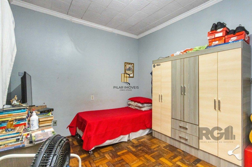 Casa para Venda - 240m², 3 dormitórios, sendo 1 suites, 3 vagas - Cristal