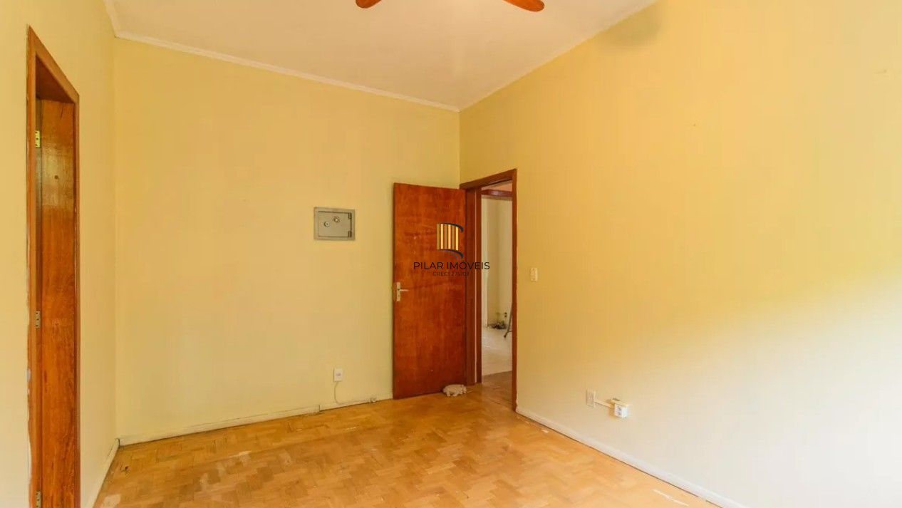 Casa 3 dormitórios Bairro Teresópolis