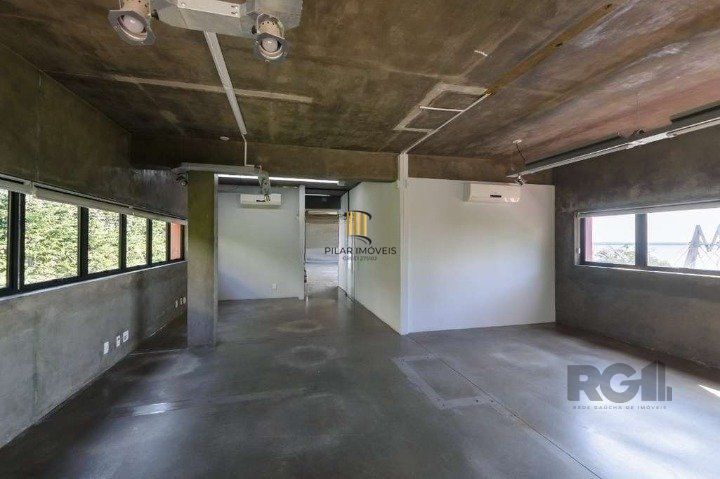 Prédio Comercial no bairro Cristal