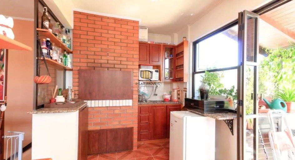 Cobertura para Venda - 189m², 4 dormitórios, sendo 2 suites, 2 vagas - Farroupilha