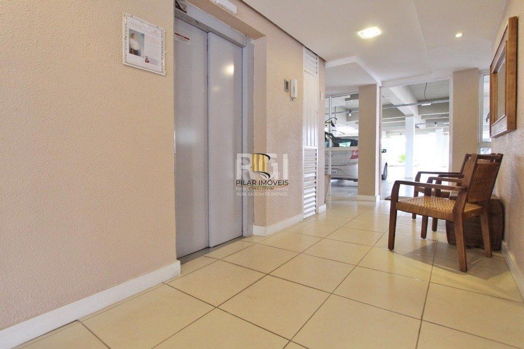 Apartamento para Venda - 48m², 2 dormitórios, 1 vaga - Teresópolis