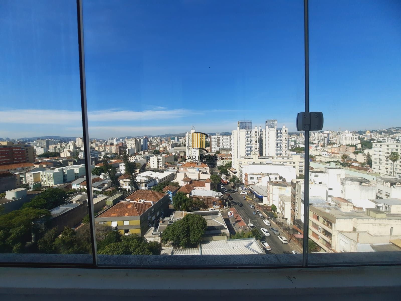 Apartamento 3 dormitórios no bairro Cidade Baixa/ Porto Alegre.