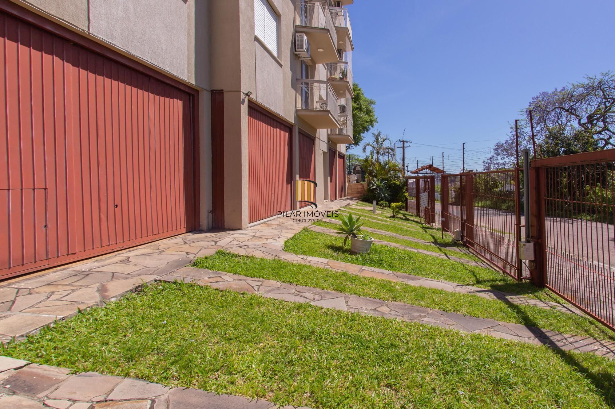 Apartamento 2 dormitórios com 2 vagas Bairro Medianeira Porto Alegre