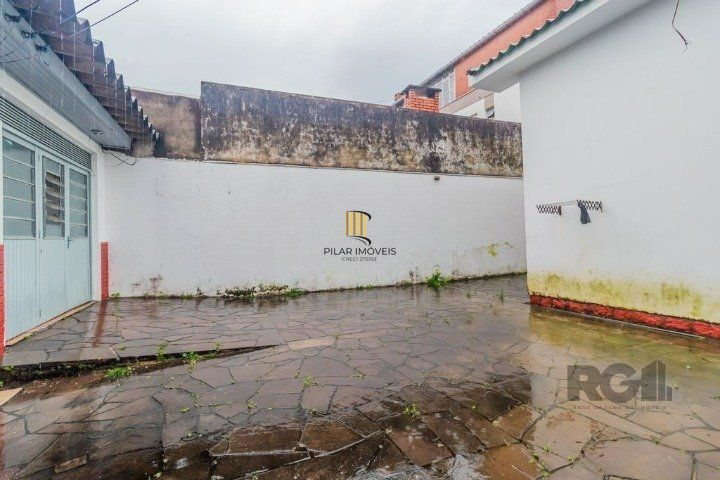 Casa 4 dormitórios no bairro São Sebastião