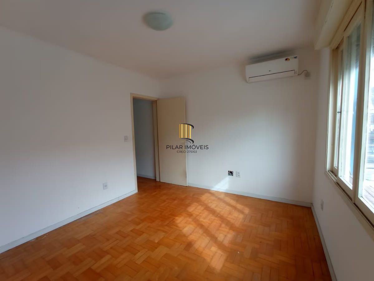 Apartamento de 1 dormitório à venda em Menino Deus, Porto Alegre.