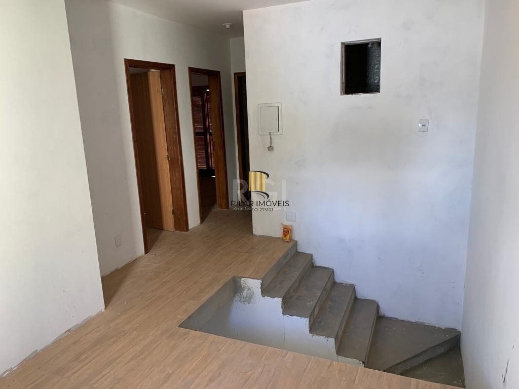 Casa para Venda - 23m², 3 dormitórios, sendo 1 suites, 1 vaga - Medianeira