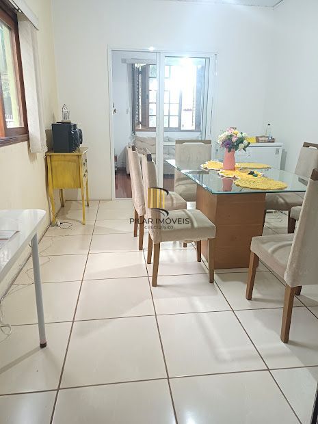 casa 3 dormitórios+ casa nos fundos de 1 dormitório