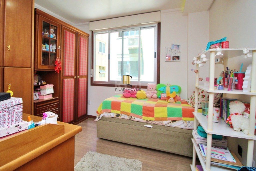 Apartamento para Venda - 103m², 3 dormitórios, sendo 1 suites, 1 vaga - Centro