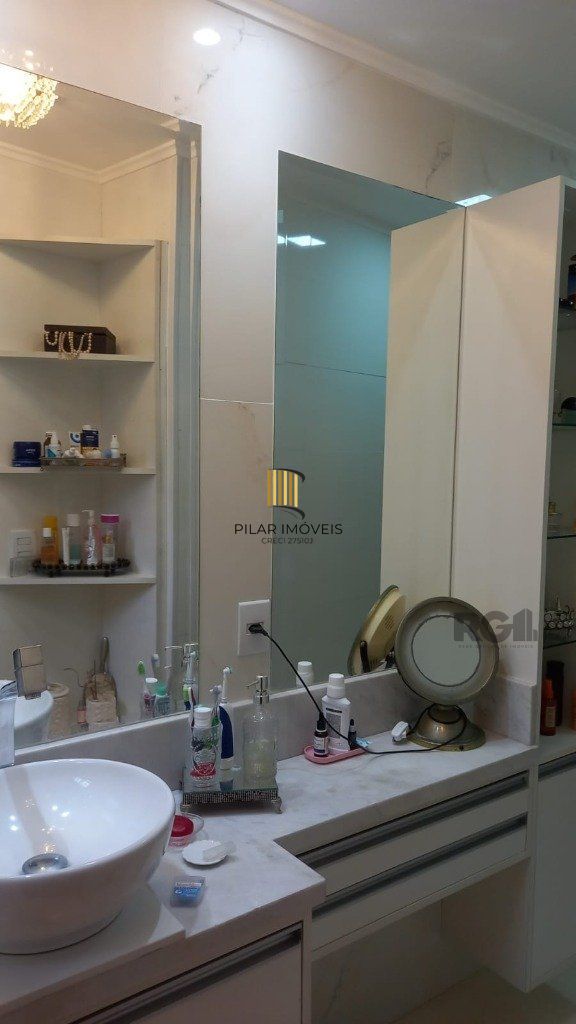 Casa 3 dormitórios no bairro Teresópolis