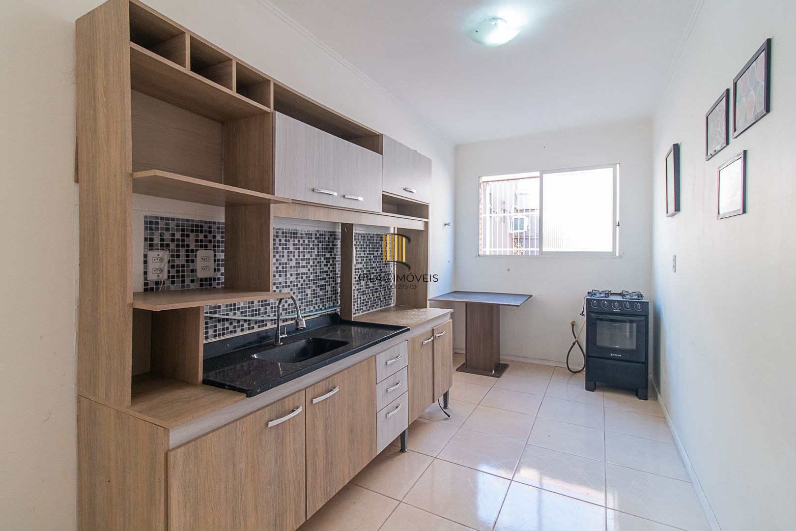 Apartamento de 03 dormitorios no bairro Teresopolis Porto Alegre-RS