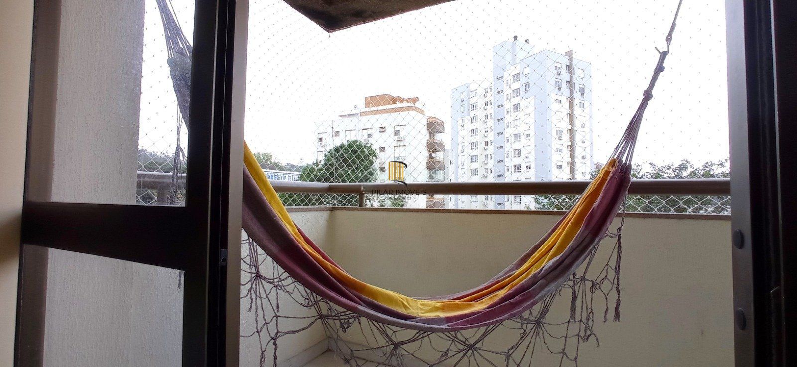 Apartamento com 2 quartos, 2 vagas e 57.37m²