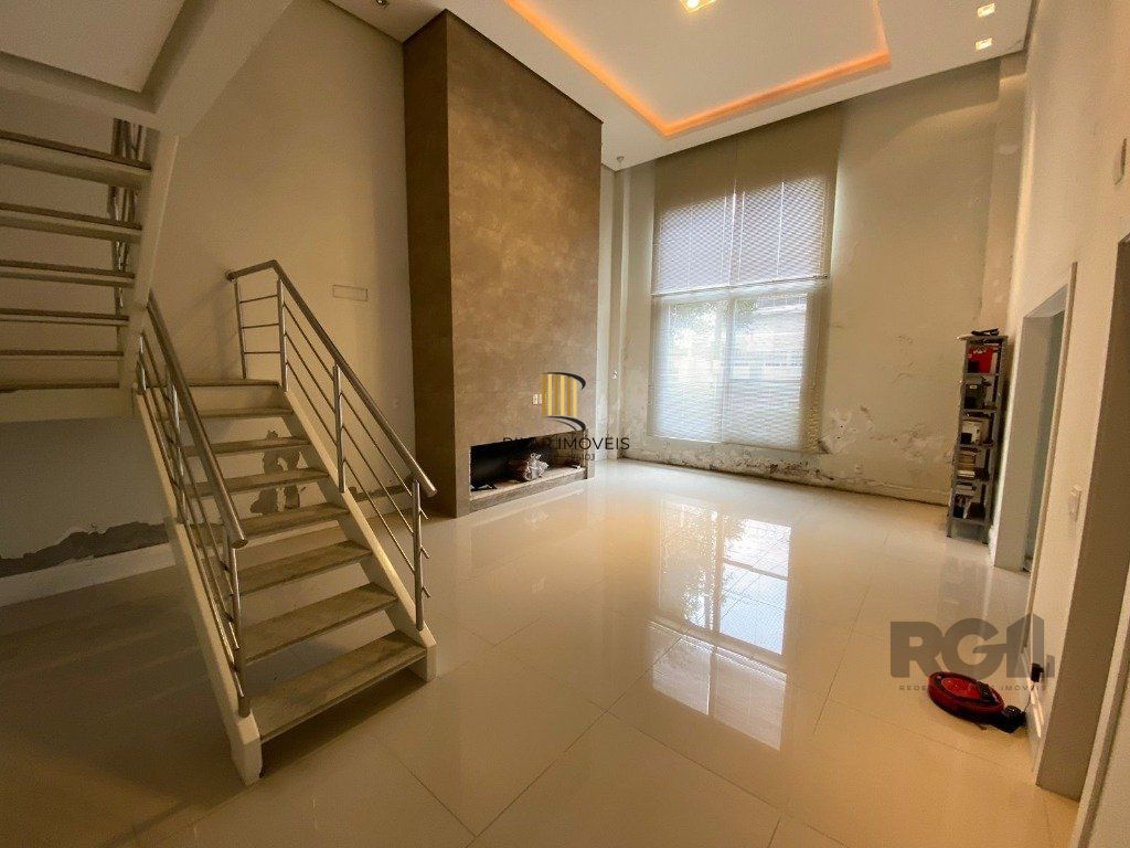 Casa 189m² - 3 suítes, piscina, 5 vagas no bairro Teresópolis - Pilar Imóveis