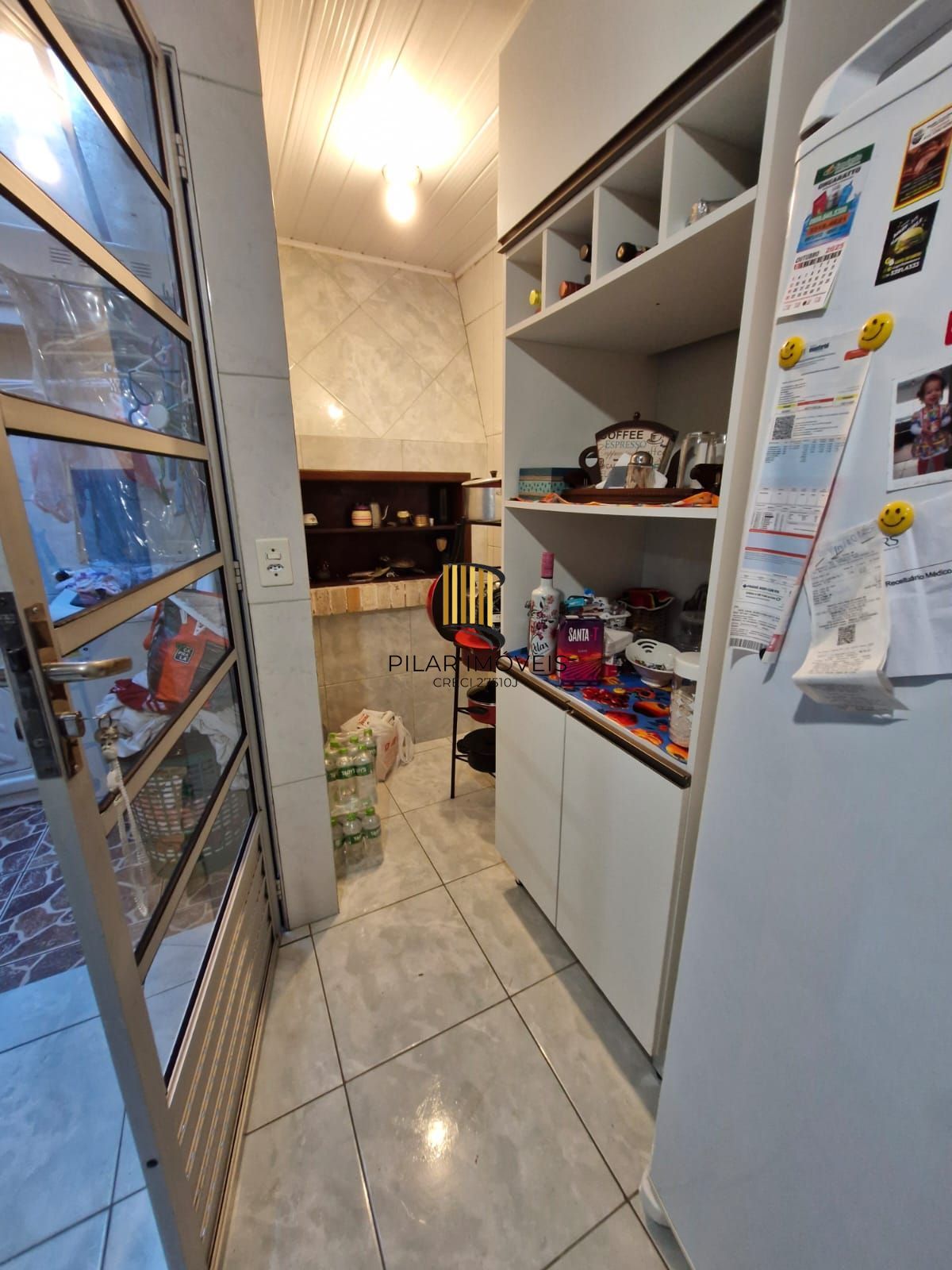 Apartamento Garden térreo, com 2 dormitórios, localizado no Bairro Teresópolis.