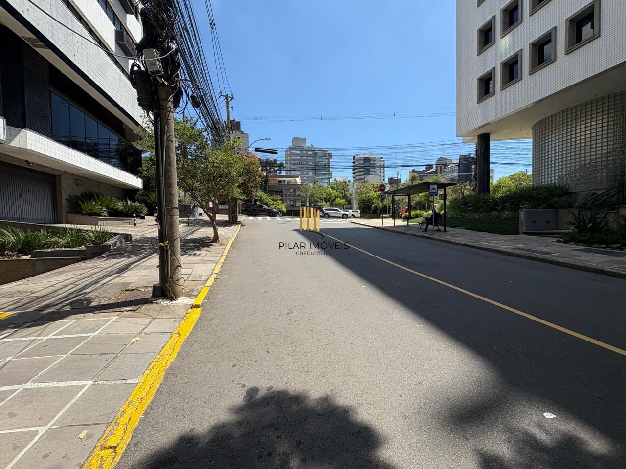 Sala comercial no bairro Três figueiras