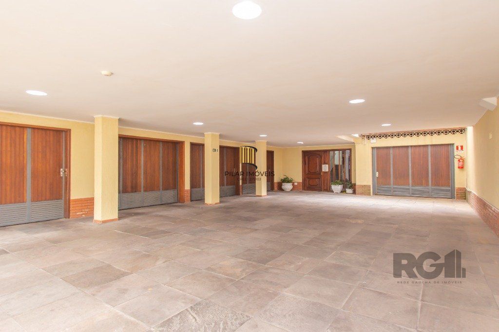 Apartamento 2 dormitórios e 2 banheiros no bairro Santa Cecília