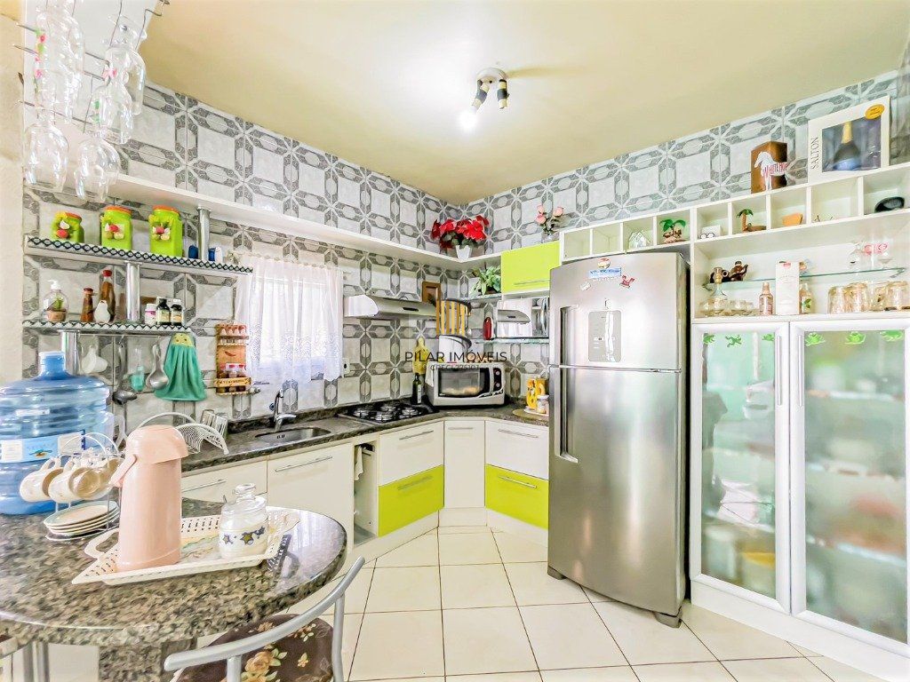 Casa para Venda - 272.24m², 3 dormitórios, sendo 1 suites, 4 vagas - Vila Jardim