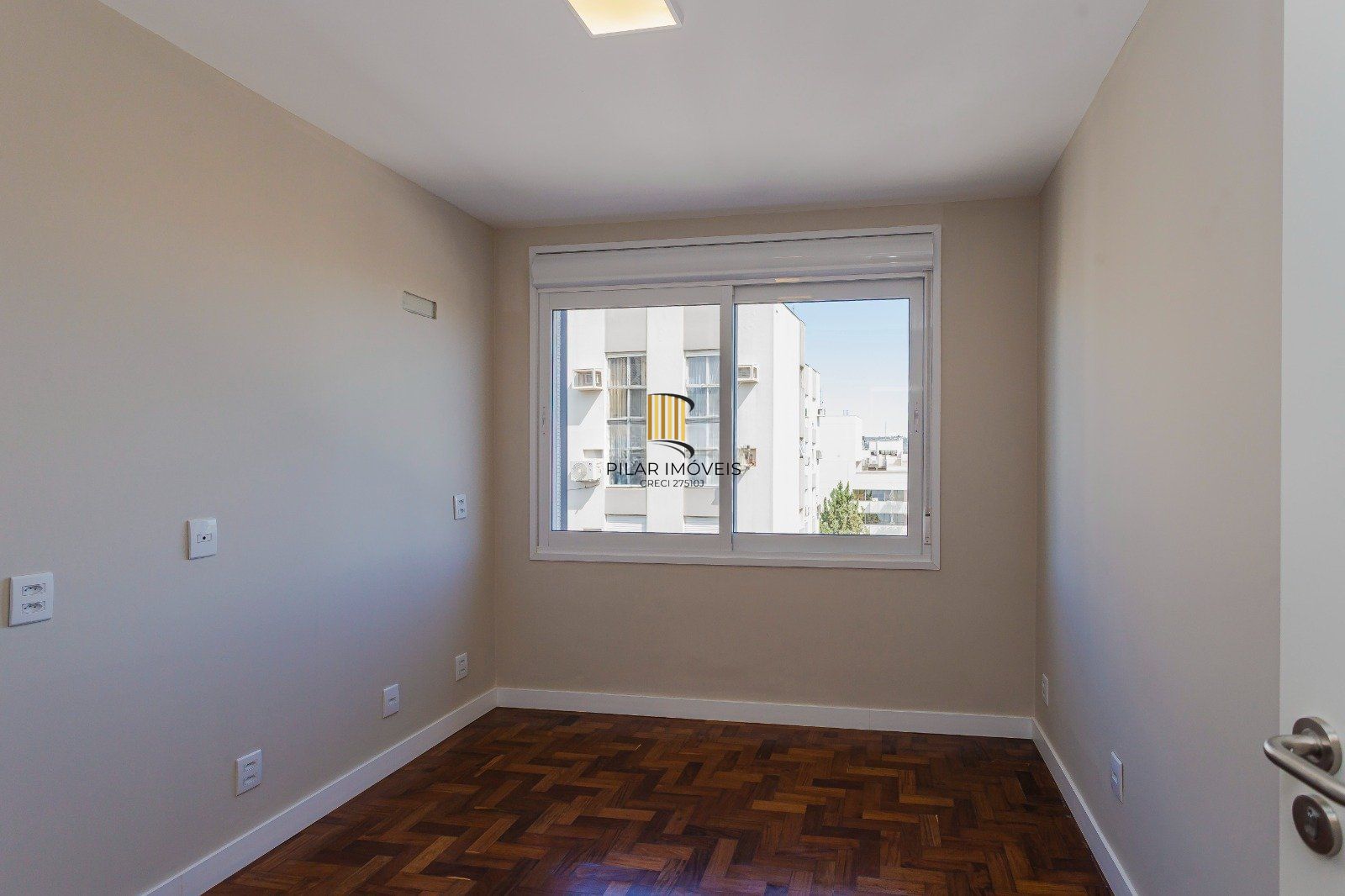Apartamento com 3 quartos, 1 vaga e 115.98m² - Rua Mostardeiro - Moinhos De Vento, Porto Alegre