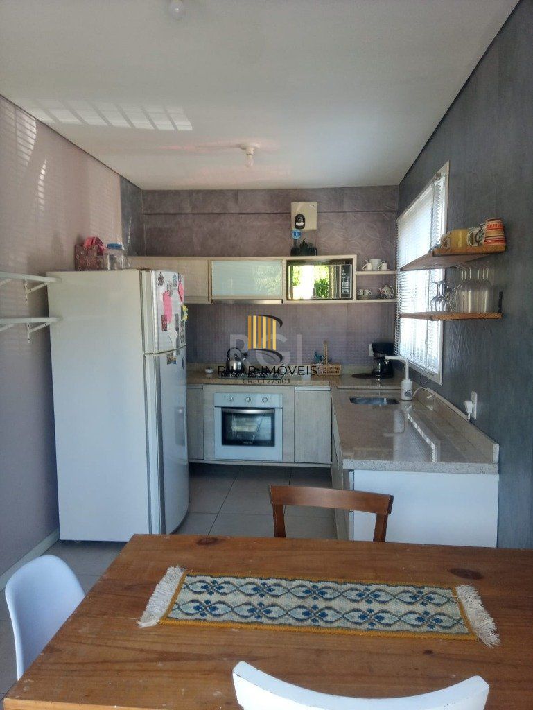 Casa para Venda - 69.98m², 2 dormitórios, 4 vagas - Jardim Dos Lagos