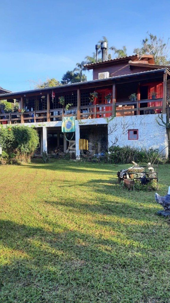 Casa para Venda - 160m², 2 dormitórios, 3 vagas - Colinas Verdes