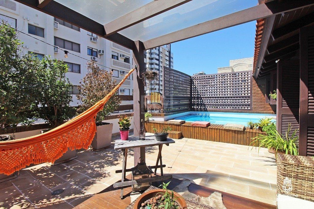 Cobertura para Venda - 230m², 3 dormitórios, sendo 2 suites, 2 vagas - Auxiliadora - Pilar Imóveis