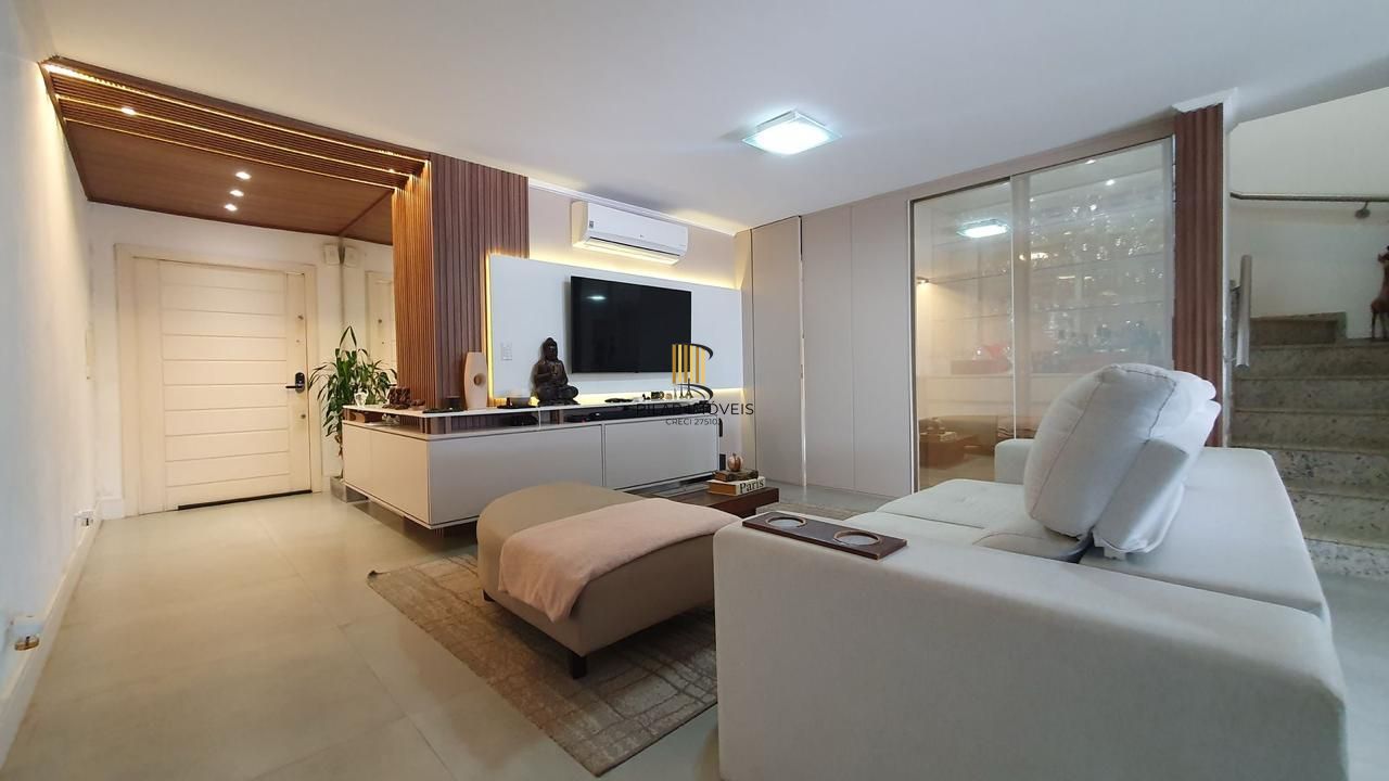 Casa de Condomínio 3 dormitórios no bairro Vila Nova