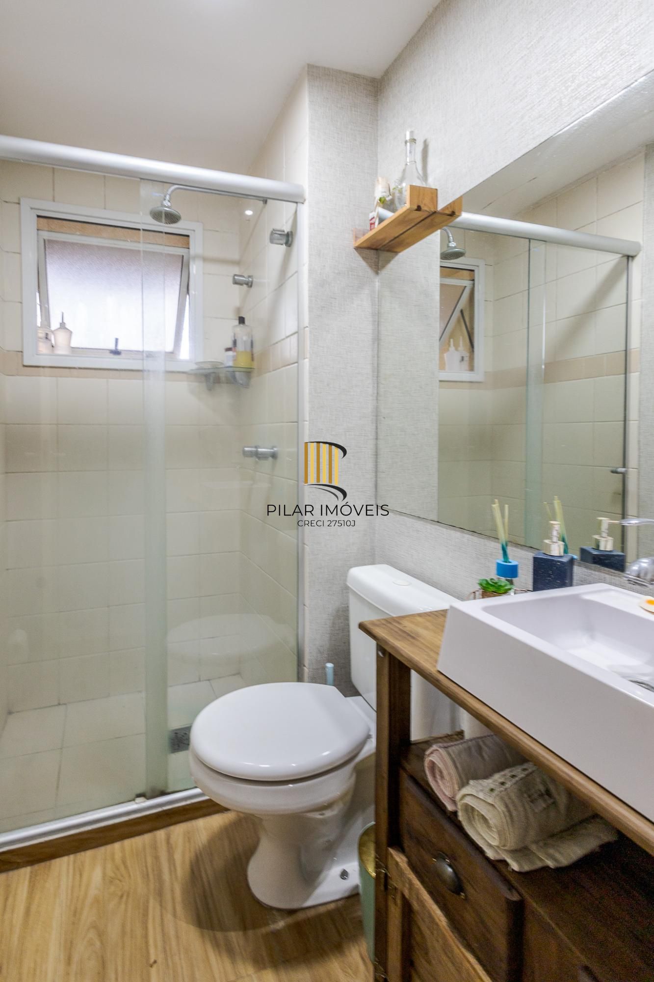 Apartamento de 03 dormitorios com suite, vaga de garagem e infraestrutura completa em Porto Alegre