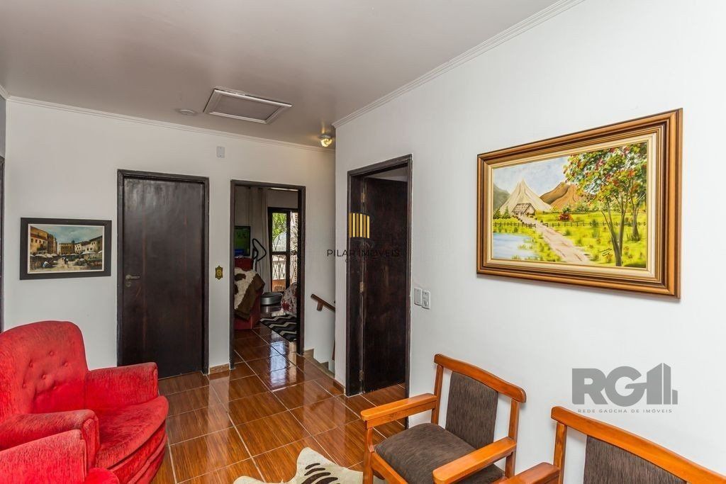 Casa 210m² - 3 dormitórios, 2 vagas