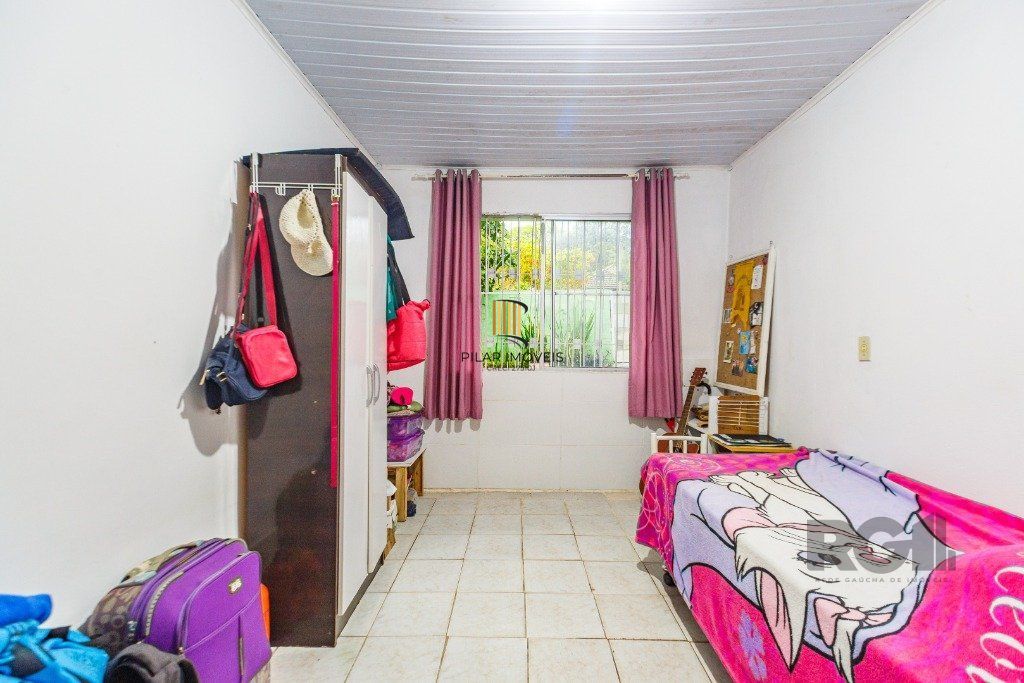 Casa de 4 Dormitório(s) Bairro Nonoai - Porto Alegre