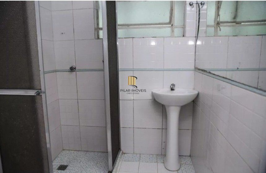 Apartamento de 1 dormitório, com 40 m², no bairro Teresópolis.