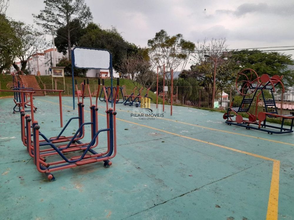 Apartamento 1 dormitório com 1 vaga rotativa