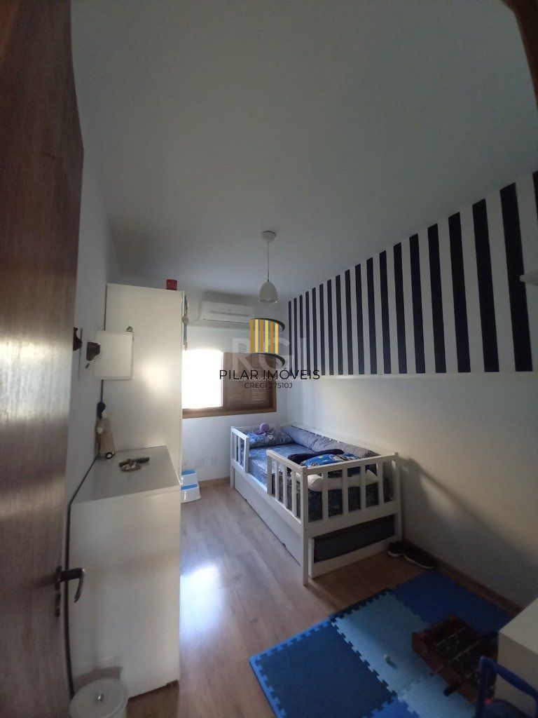 Casa de Condomínio 3 dormitórios no bairro Ipanema