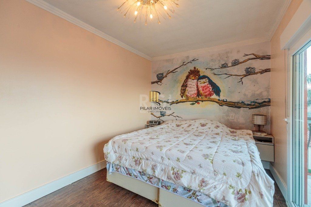 Casa de 498m², bairro Teresópolis