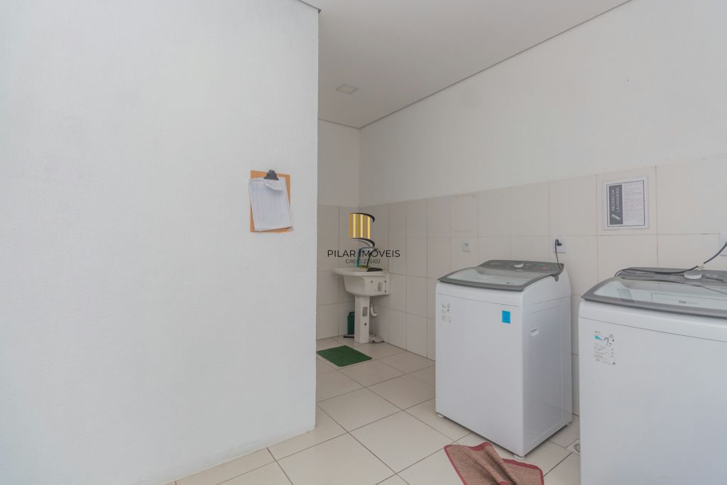 Apartamento de 1 dormitório á venda no Bairro Santo Antônio, Porto Alegre