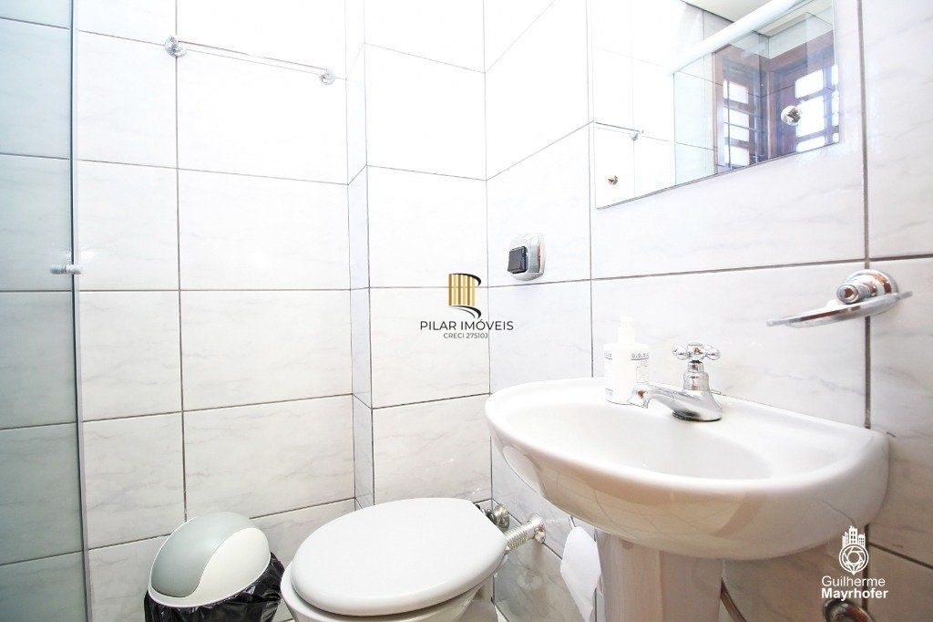 Casa para Venda - 275.72m², 4 dormitórios, sendo 3 suites, 4 vagas - Glória