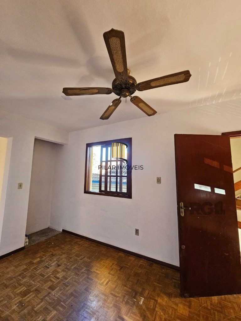 Casa para Venda - 248.56m², 5 dormitórios, 2 vagas - Teresópolis