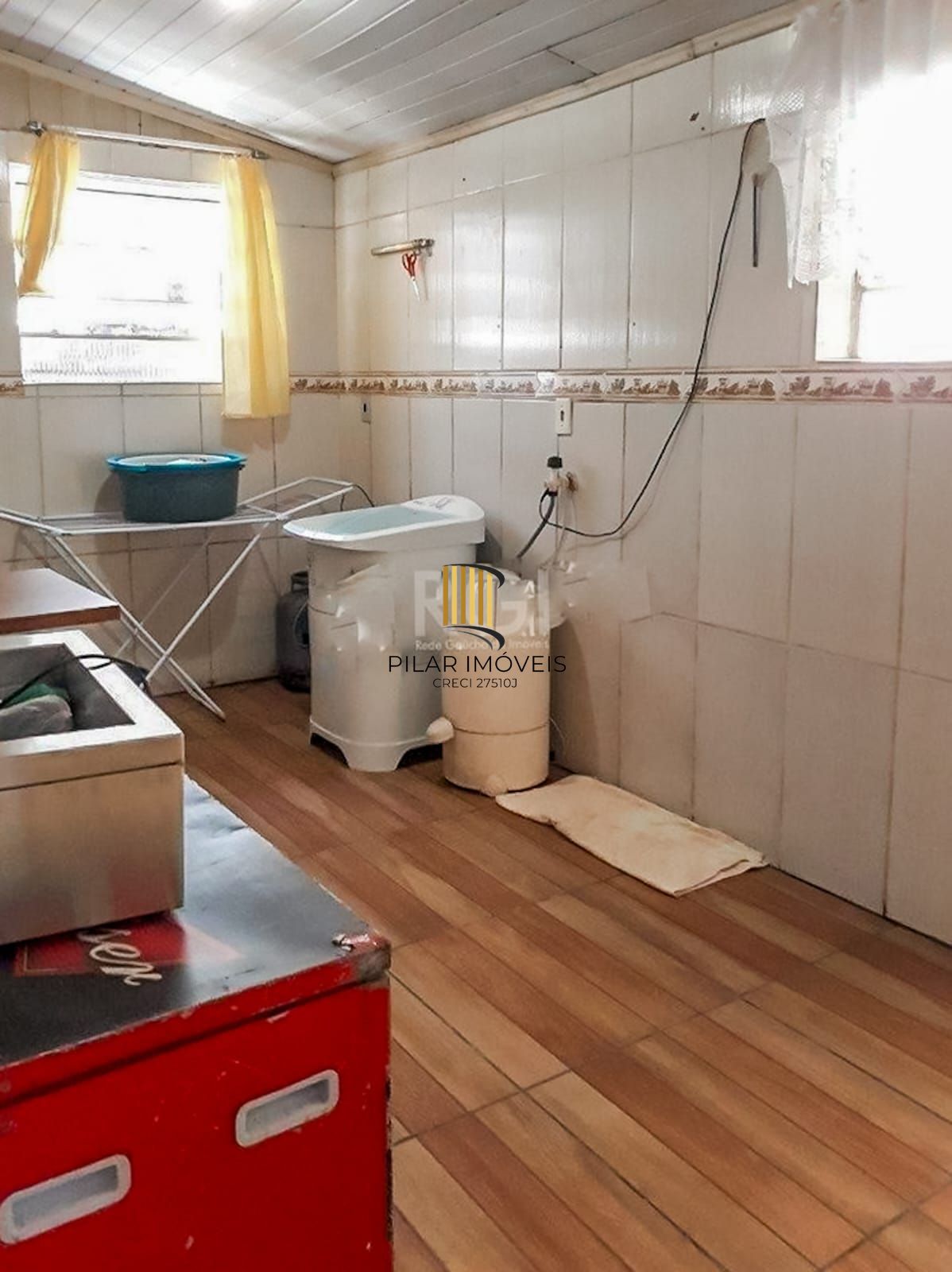 Casa para Venda - 160m², 4 dormitórios, 2 vagas - Glória