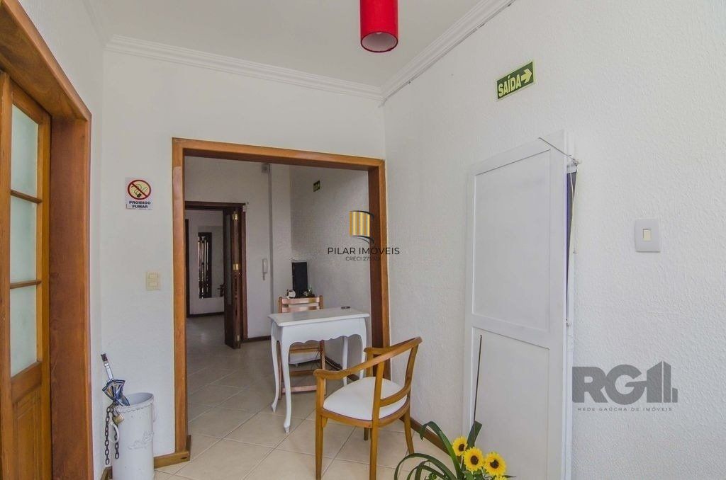 Excelente casa de 116m² com  2 dormitórios no bairro Cidade Baixa.