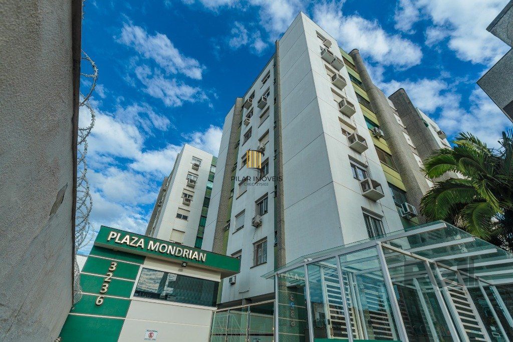 Apartamento 2 dormitórios  com 1 vaga no bairro Teresópolis em Porto Alegre