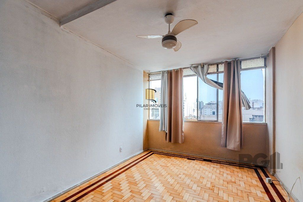 Apartamento de 89m², 2 dormitórios no Centro Histórico. 