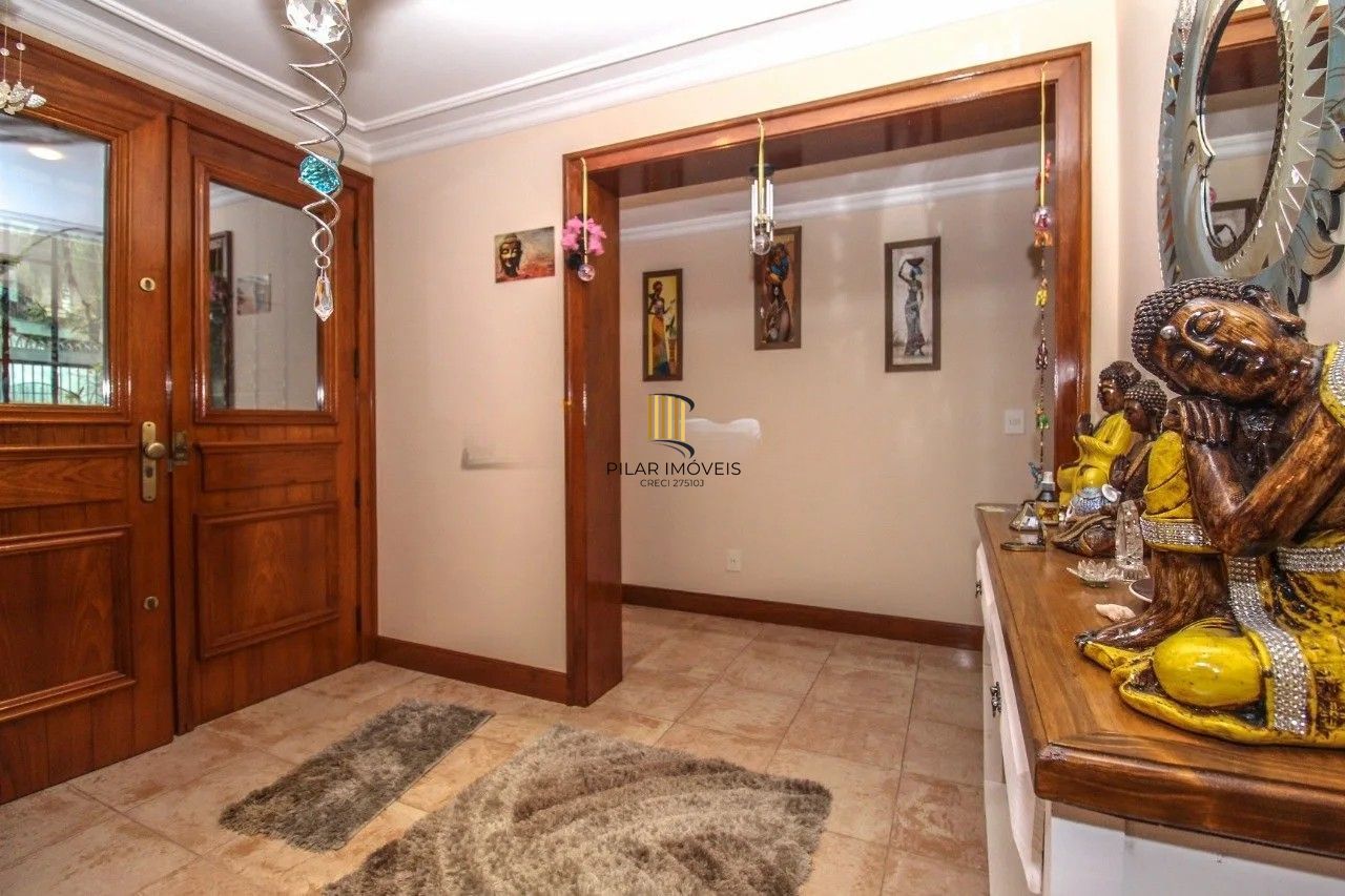 Casa 612m² - 3 suíte, 8 vagas no bairro Medianeira