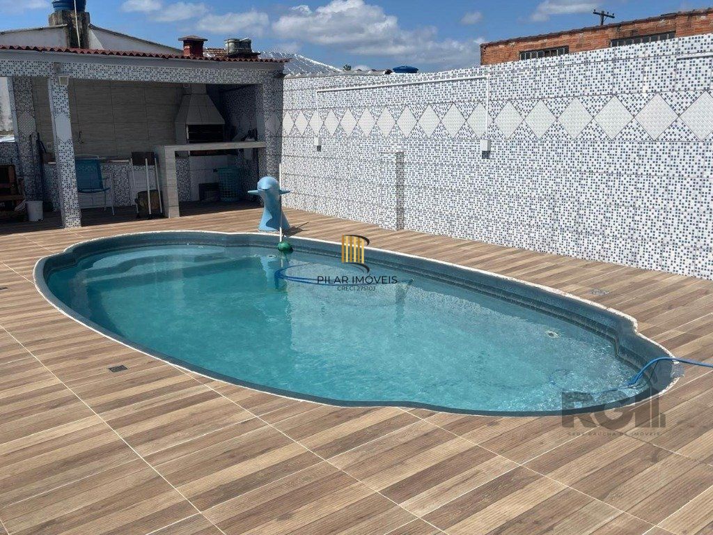 Casa 420m², 4 dormitórios, 3 vagas no bairro Partenon