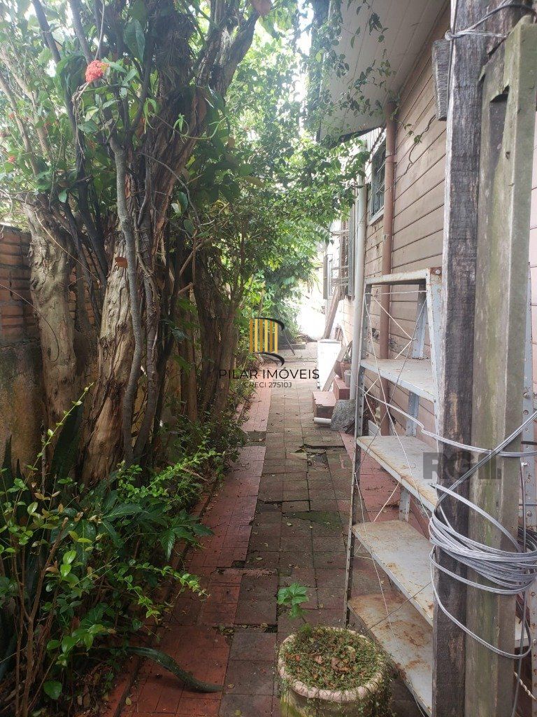Casa 2 dormitórios no bairro Partenon