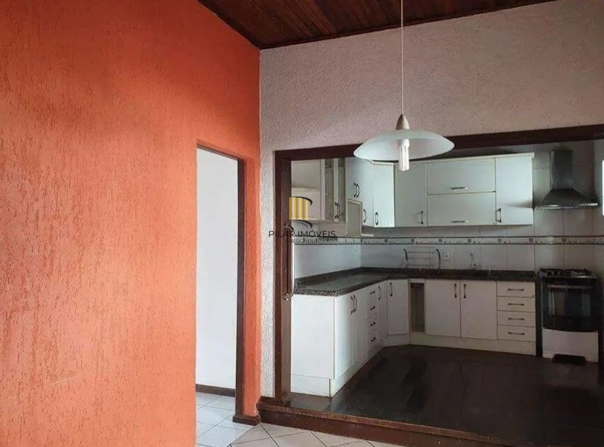Casa 4 dormitórios no bairro Glória