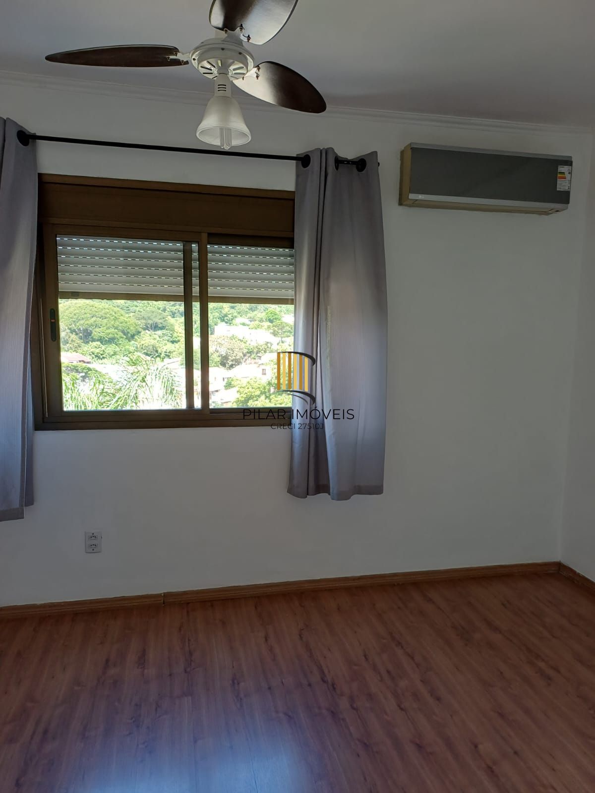 Cobertura 3 dormitórios no bairro Nonoai