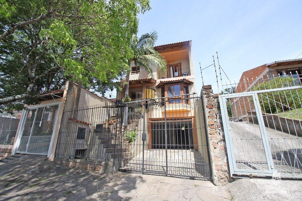 Casa para Venda - 354.24m², 3 dormitórios, sendo 1 suites, 3 vagas - Bom Jesus