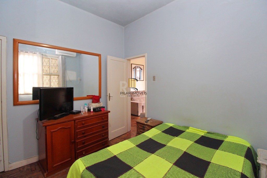 Casa para Venda - 264m², 3 dormitórios, 2 vagas - Santa Tereza