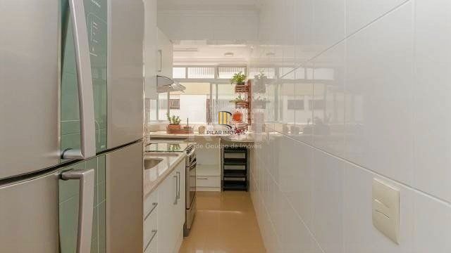 Excelente apartamento mobiliado com 2 dormitórios e 2 vagas.